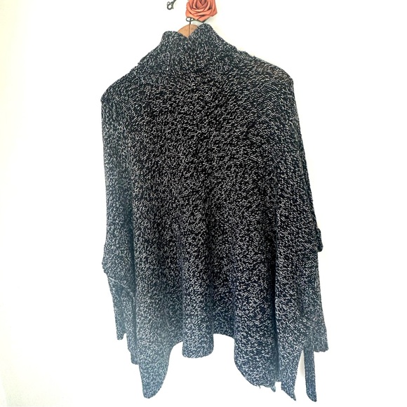 DESIGN LAB | Tunic Chunky Sweater Tie Sides | Black & Grey | Women’s Size Small - Picture 2 of 9